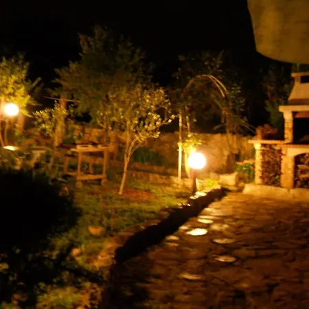 Apartamento In With Sea View, Balcony, Air Conditioning, Wifi Sutomiscica